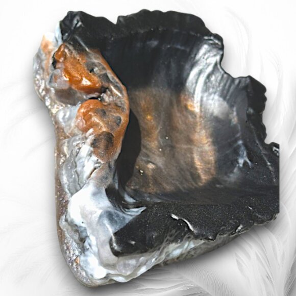 Handmade Resin Geode Style Trinket Dish - Picture 1 of 8